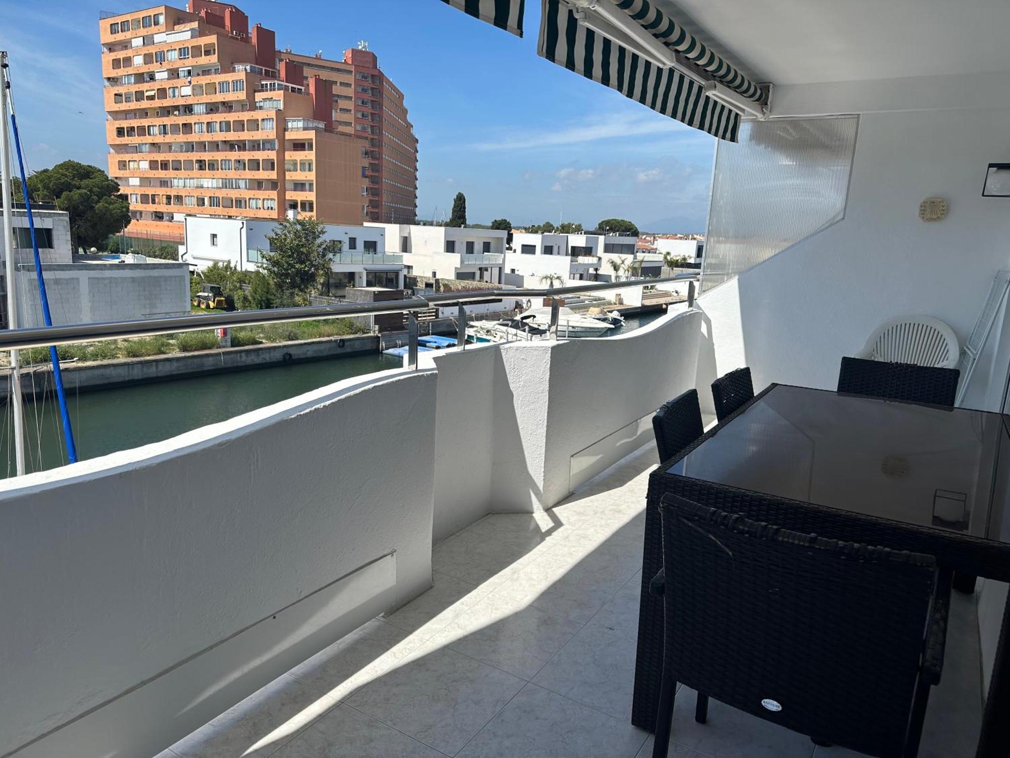 Bonito Apartamento En Roses Zona Familiar Luaran gambar