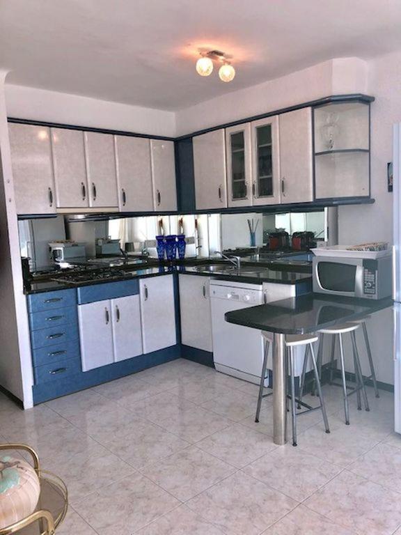 Bonito Apartamento En Roses Zona Familiar Luaran gambar